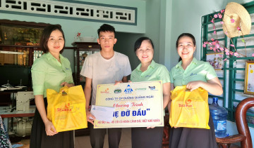 Công ty CP Đường Quảng Ngãi nhận đỡ đầu 10 trẻ mồ côi trong tỉnh Quảng Ngãi