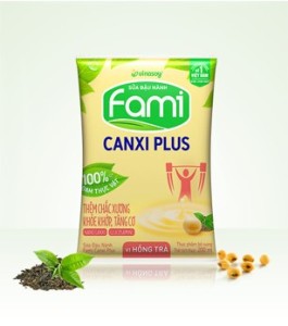 Sữa đậu nành Fami Canxi plus vị hồng trà bịch 200ml