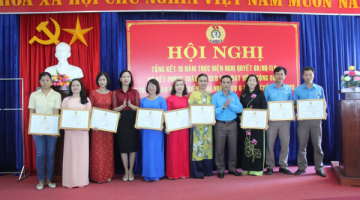 Công đoàn Công ty CP Đường Quảng Ngãi được LĐLĐ tỉnh Quảng Ngãi biểu dương, khen thưởng
