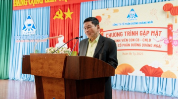 Công ty Cổ phần Đường Quảng Ngãi tổ chức chương trình gặp mặt, khen thưởng sinh viên con CB - CNLĐ Công ty nhân dịp Tết Nguyên đán Ất Tỵ 2025