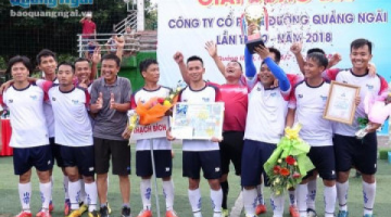 Nhà máy Nước khoáng Thạch Bích vô địch giải bóng đá QNS