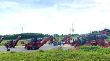 Xí nghiệp Cơ giới Nông nghiệp An Khê tạo việc làm cho người dân vùng mía các huyện phía Đông tỉnh Gia Lai