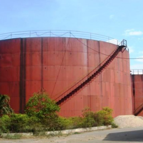 Bồn chứa mật rỉ